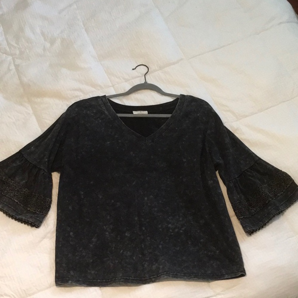 Black stone washed top
